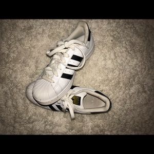 ADIDAS SUPERSTARS